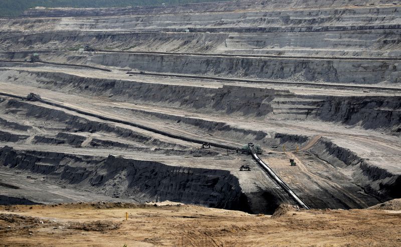 &copy; Reuters. The Turow open-pit coal mine operated by the company PGE is seen in Bogatynia, Poland, June 15, 2021. Picture taken June 15, 2021. REUTERS/David W Cerny