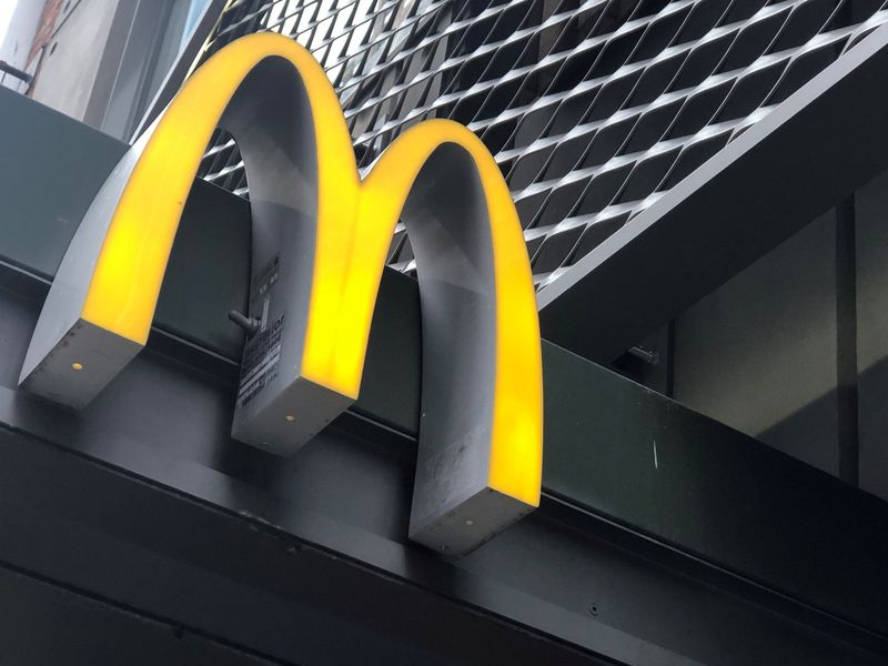 &copy; Reuters. FILE PHOTO: The McDonald's logo is seen outside the fast-food chain McDonald's in New York, U.S., October 22, 2019. REUTERS/Shannon Stapleton/File Photo