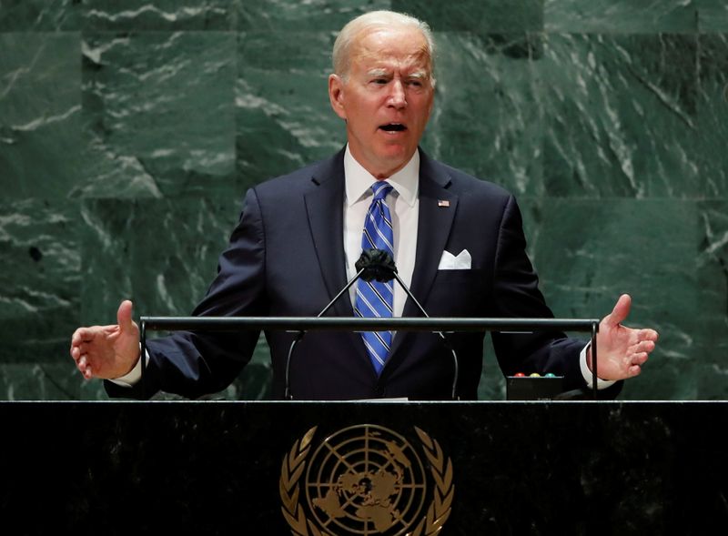 &copy; Reuters. バイデン米大統領は２１日、国連総会で初の一般討論演説を行い、「新たな冷戦」は望まず、同盟国との連携を重視しつつ活発な競争を展開すると表明した。（２０２１年　ロイター/Eduardo 