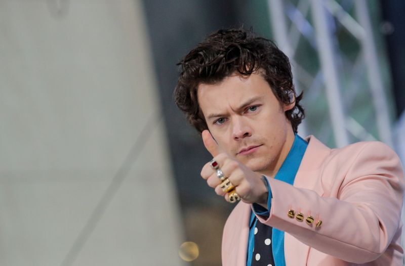 Harry Styles, Celeste e Lianne La Havas brilham em premiação para compositores
