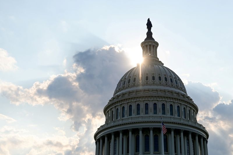 &copy; Reuters. FILE PHOTO: The dome of the U.S. Capitol Building is seen as the sun sets on Capitol Hill in Washington, U.S.,  July 26, 2019. REUTERS/Erin Scott/File Photo