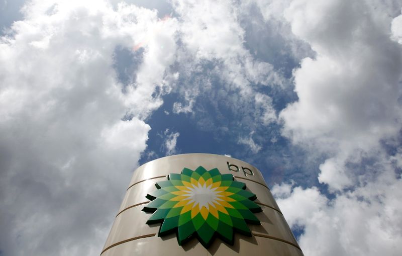&copy; Reuters. FILE PHOTO: A BP logo is seen at a petrol station in central London July 28, 2009. REUTERS/Stefan Wermuth