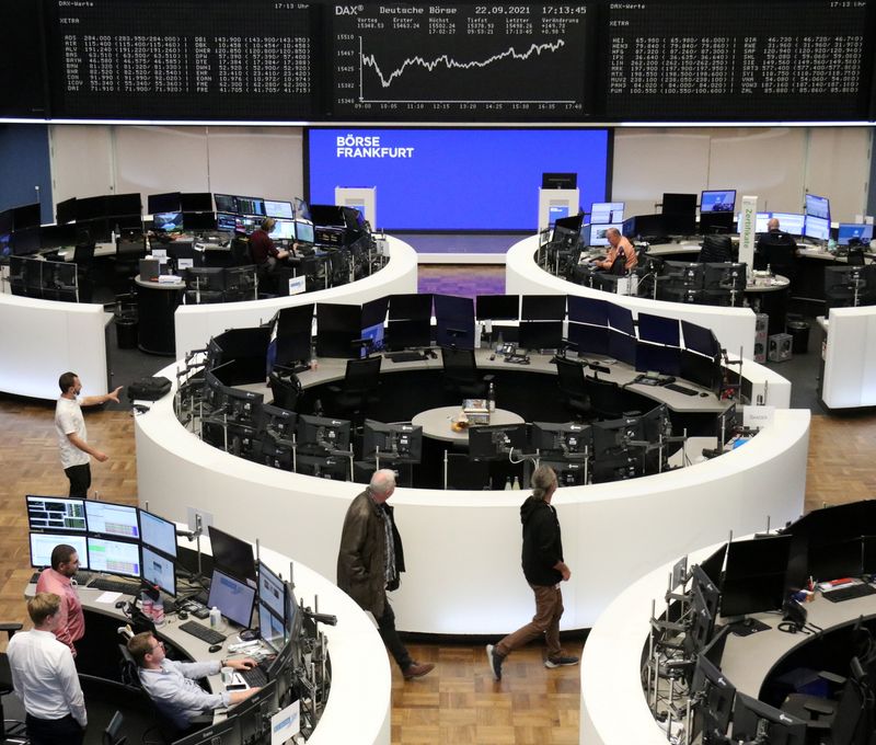 &copy; Reuters. Panoramica della Borsa di Francoforte. REUTERS/Staff