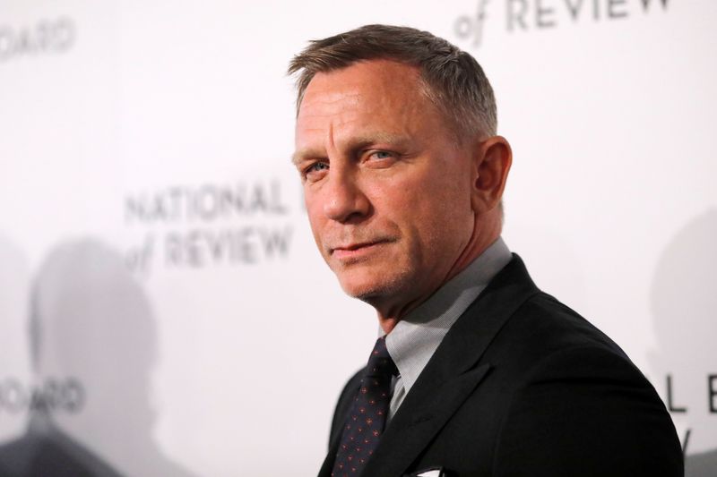 &copy; Reuters. Daniel Craig arrives for the National Board of Review Awards in Manhattan, New York City, U.S., January 8, 2020. REUTERS/Andrew Kelly