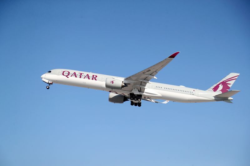 &copy; Reuters. FILE PHOTO: A Qatar Airways plane takes off at Hamad International Airport, as the country resumes international flights to Saudi Arabia, in Doha, Qatar January 11, 2021. REUTERS/Ibraheem Al Omari