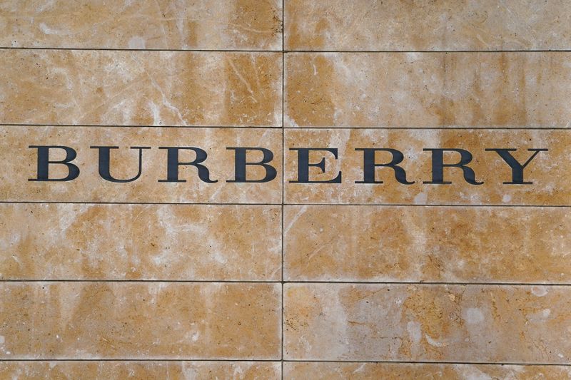 &copy; Reuters. FILE PHOTO: A Burberry logo is seen outside the store on 5th Ave in New York, New York, U.S., March 19, 2019. REUTERS/Carlo Allegri