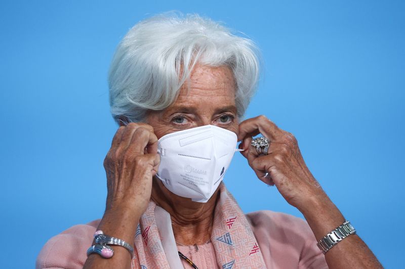 Bce, evitare reazione eccessiva a balzo temporaneo inflazione - Lagarde