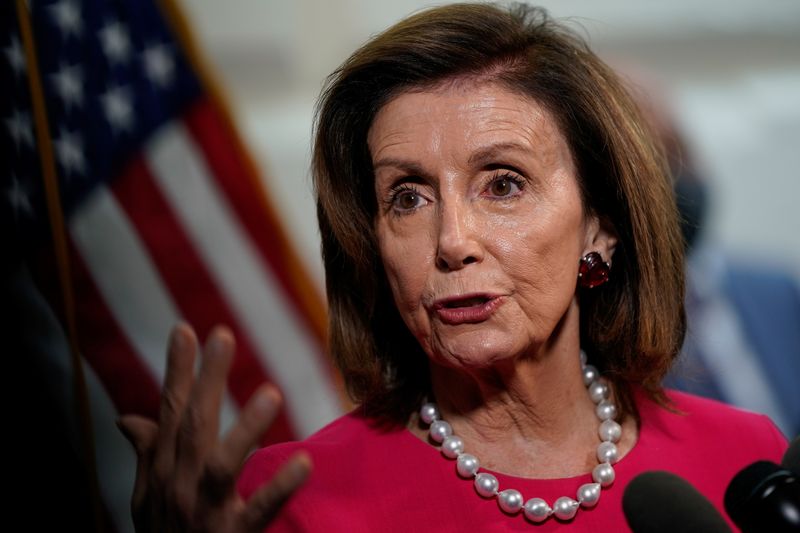 &copy; Reuters. FILE PHOTO: House Speaker Nancy Pelosi (D-CA) speaks to reporters at the U.S. Capitol in Washington, U.S., September 28, 2021. REUTERS/Elizabeth Frantz