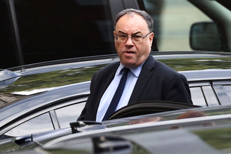 &copy; Reuters. Presidente do Banco da Inglaterra, Andrew Bailey, sai da Downing Street, Londres, Grã-Bretanha, 16 de setembro de 2021. REUTERS/Hannah McKay