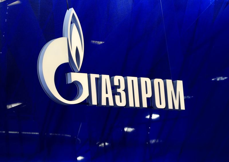 © Reuters. The logo of Gazprom company is seen at the St. Petersburg International Economic Forum (SPIEF) in Saint Petersburg, Russia, June 2, 2021. REUTERS/Evgenia Novozhenina