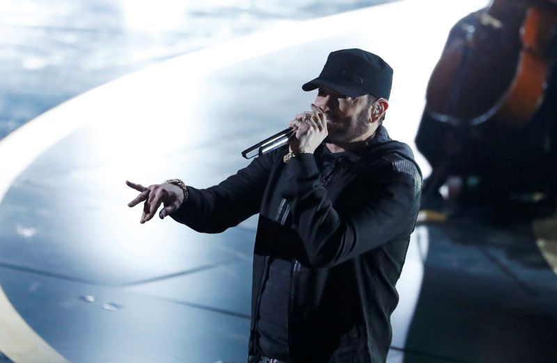&copy; Reuters. FILE PHOTO: Eminem performs "Lose Yourself" during the Oscars show at the 92nd Academy Awards in Hollywood, Los Angeles, California, U.S., February 9, 2020. REUTERS/Mario Anzuoni