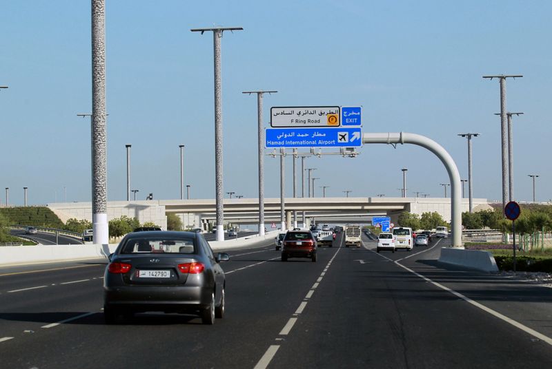 &copy; Reuters. Cars drive on a road leading to Hamad International Airport in Doha, Qatar June 5, 2017. REUTERS/Stringer/Files