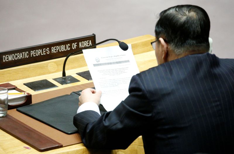 © Reuters. مندوب كوريا الشمالية للأمم المتحدة في اجتماع لمجلس الأمن. صورة من أرشيف رويترز