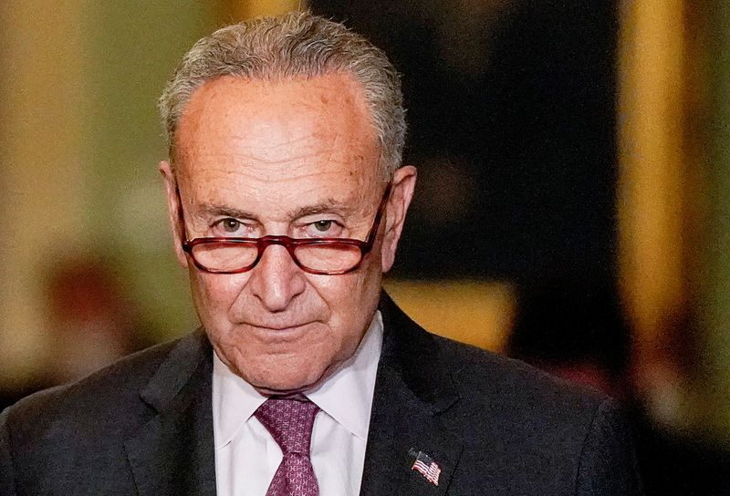 &copy; Reuters. FILE PHOTO: U.S. Senate Majority Leader Chuck Schumer (D-NY) faces reporters following the Senate Democrats weekly policy lunch at the U.S. Capitol in Washington, U.S., September 28, 2021. REUTERS/Elizabeth Frantz/File Photo