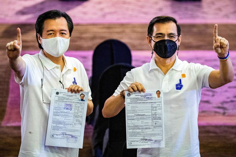 Manila mayor files candidacy for Philippines presidency