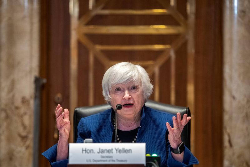&copy; Reuters. FOTO DE ARCHIVO. La secretaria del Tesoro de Estados Unidos, Janet Yellen, testifica ante el Senado en el Capitolio, en Washington, DC, Estados Unidos