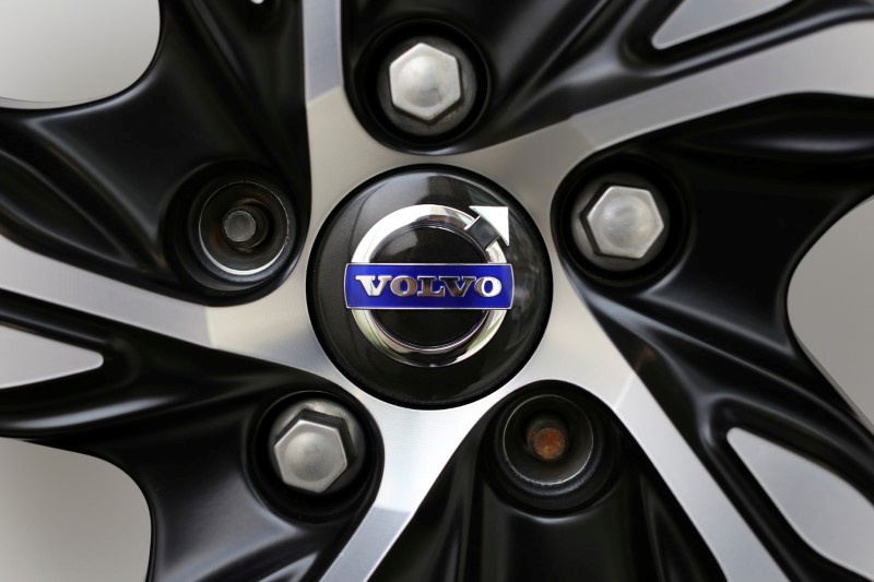 &copy; Reuters. FILE PHOTO: A Volvo logo is seen on a rim displayed at a Volvo showroom in Mexico City, Mexico April 6, 2018. REUTERS/Gustavo Graf