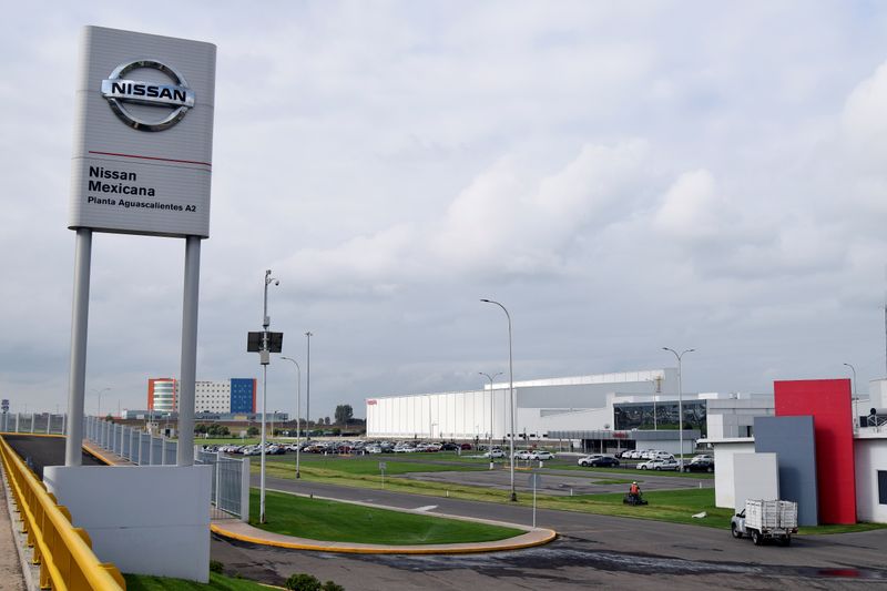 Nissan plans Mexico work stoppages in October due to chip shortage