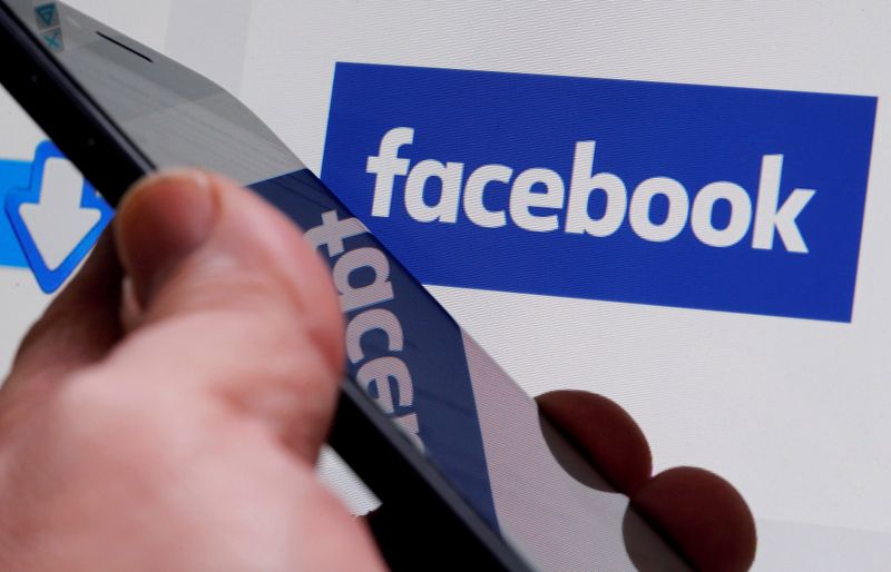 &copy; Reuters. FILE PHOTO: The Facebook logo is displayed on their website in an illustration photo taken in Bordeaux, France, on February 1, 2017. REUTERS/Regis Duvignau/File Photo