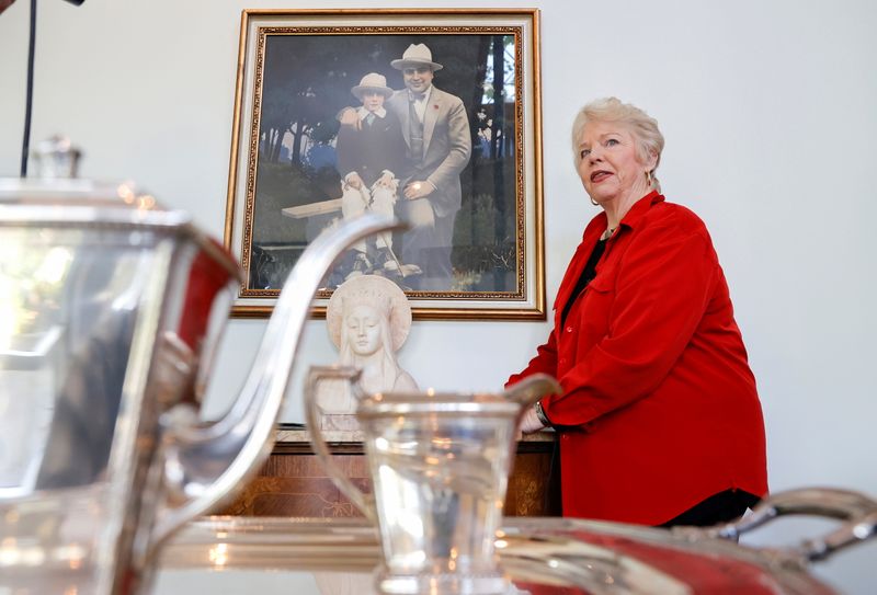Al Capone’s granddaughter hopes auction reveals human side of America’s notorious gangster