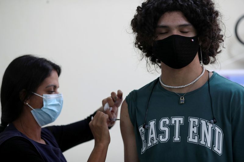 البرازيل تسجل 451 وفاة جديدة و15591 إصابة بفيروس كورونا