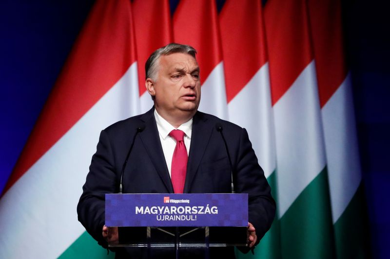 &copy; Reuters. FILE PHOTO: Hungarian Prime Minister Viktor Orban speaks during a business conference in Budapest, Hungary, June 9, 2021. REUTERS/Bernadett Szabo