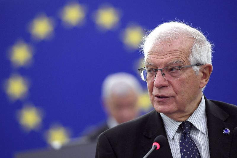 © Reuters. El representante de la UE para Asuntos Exteriores, Josep Borrell, en una sesión plenaria en el Parlamento Europeo en Estrasburgo, Francia, 5 de octubre de 2021. Reuters/Frederick Florin
