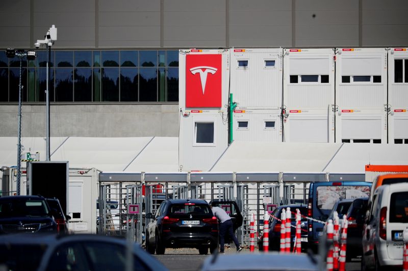 &copy; Reuters. FILE PHOTO: A view shows the entrance to the construction site of the future Tesla Gigafactory in Gruenheide near Berlin, Germany, August 12, 2021. REUTERS/Hannibal Hanschke/File Photo
