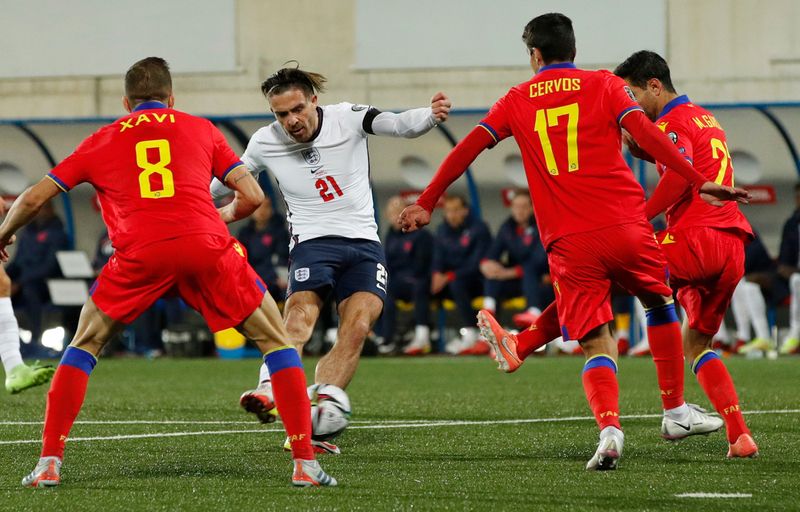 &copy; Reuters.  Oct 9, 2021 
Foto del sábado del delantero de Inglaterra Jack Grealish marcando el quinto gol de su equipo ante Andorra por la eliminatoria al Mundial 2022. 

 REUTERS/Albert Gea