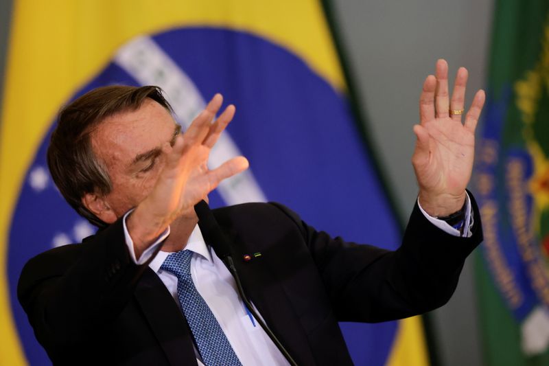 &copy; Reuters. Foto de archivo del Presidente de Brasil, Jair Bolsonaro, en un acto en el Palacio de Planalto en Brasilia
Oct 7, 2021. REUTERS/Ueslei Marcelino
