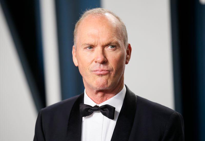 &copy; Reuters. Foto de archivo de Michael Keaton en la fiesta del Oscar de Vanity Fair en Beverly Hills en Los Angeles, California
Feb 9, 2020.     REUTERS/Danny Moloshok