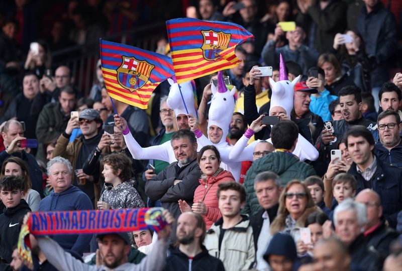 &copy; Reuters. Foto de archivo. Partido de la Liga Santander entre el FC Barcelona y el Eibar en el Camp Nou, Barcelona, España. REUTERS/Albert Gea/ Febrero 22 de 2020
