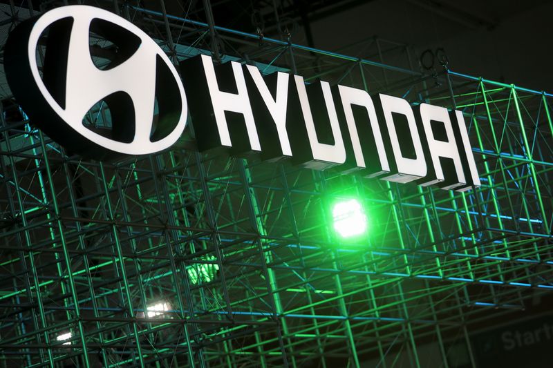 &copy; Reuters. FILE PHOTO: Hyundai logo is seen during Munich Auto Show, IAA Mobility 2021 in Munich, Germany, September 8, 2021. REUTERS/Wolfgang Rattay