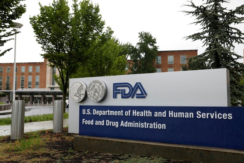 &copy; Reuters. FILE PHOTO: Signage is seen outside of the Food and Drug Administration (FDA) headquarters in White Oak, Maryland, U.S., August 29, 2020. REUTERS/Andrew Kelly/File Photo