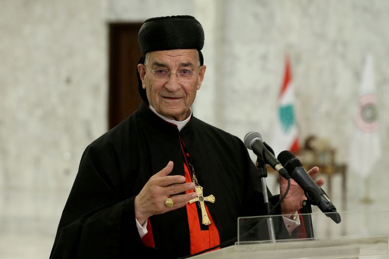 &copy; Reuters. Le patriarche maronite libanais Bechara Boutros al-Rai, le plus haut dignitaire religieux chrétien, a déclaré dimanche que le système judiciaire du pays devait être exempt de toute ingérence politique et d'"activisme" sectaire, dans un contexte de t