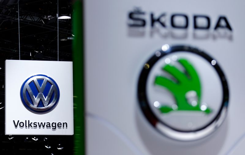 &copy; Reuters. FILE PHOTO: A Volkswagen (VW) logo is pictured next to a logo of Skoda during the second media day of the 86th International Motor Show in Geneva, Switzerland, March 2, 2016.   REUTERS/Denis Balibouse