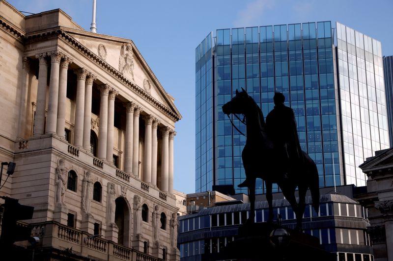&copy; Reuters. A general view shows The Bank of England in the City of London financial district in London, Britain, November 5, 2020. REUTERS/John Sibley/File Photo