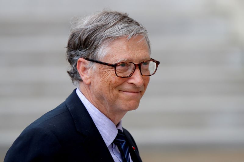 &copy; Reuters. FILE PHOTO: Bill Gates arrives at the Elysee Palace in Paris, France, April 16, 2018. REUTERS/Charles Platiau/File Photo