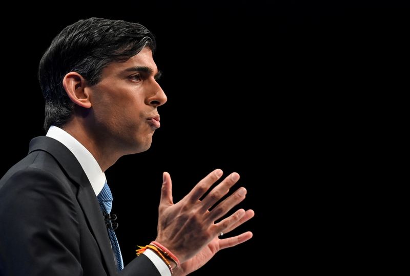 &copy; Reuters. FILE PHOTO: Britain's Chancellor of the Exchequer Rishi Sunak delivers a speech during the annual Conservative Party Conference, in Manchester, Britain, October 4, 2021. REUTERS/Toby Melville