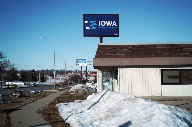 &copy; Reuters. FILE PHOTO: A sign designates the headquarters of the Iowa Democratic Party in Des Moines, Iowa on Thursday, February 6, 2020. REUTERS/KC McGinnis