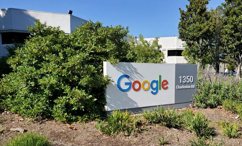 &copy; Reuters. A sign is pictured outside a Google office near the company's headquarters in Mountain View, California, U.S., May 8, 2019.  Photo taken May 8, 2019.  REUTERS/Paresh Dave