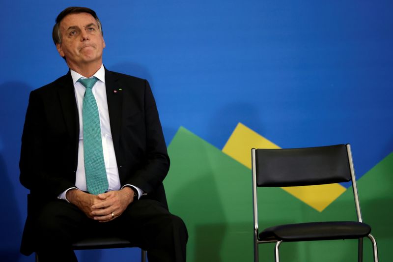 &copy; Reuters. FILE PHOTO: Brazil's President Jair Bolsonaro attends a ceremony to mark 1000 days in government at the Planalto Palace in Brasilia, Brazil September 27, 2021. REUTERS/Ueslei Marcelino   