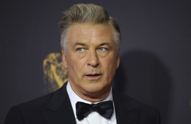 &copy; Reuters. Ator Alec Baldwin chega para cerimônia do Emmy em 2017
17/09/2017 REUTERS/Mike Blake