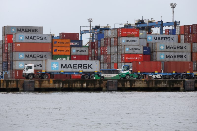 &copy; Reuters. Contêineres da Maersk são vistos no porto de Santos. 
23/09/2019
REUTERS/Amanda Perobelli
