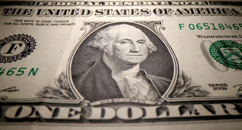 &copy; Reuters. FILE PHOTO: A U.S. dollar banknote is seen in this illustration taken May 26, 2020. REUTERS/Dado Ruvic