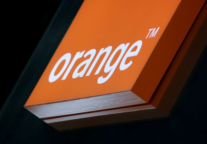&copy; Reuters. FILE PHOTO: The logo of French telecoms group Orange is pictured in a retail store in Bordeaux, France, October 29, 2019. REUTERS/Regis Duvignau