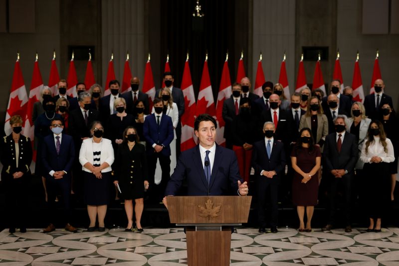 © Reuters. Canada's Prime Minister Justin Trudeau speaks during a news conference after the swearing-in of a new Cabinet in Ottawa, Ontario, Canada October 26, 2021. REUTERS/Blair Gable