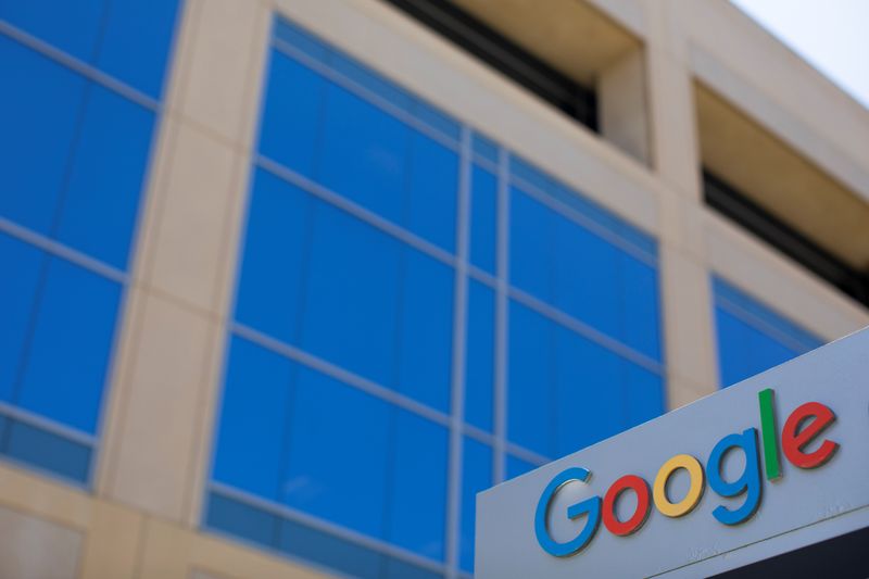 &copy; Reuters. Foto de archivo del logo de Google en las oficinas de la compañía en Irvine, California. 
Jul 27, 2020. REUTERS/Mike Blake
