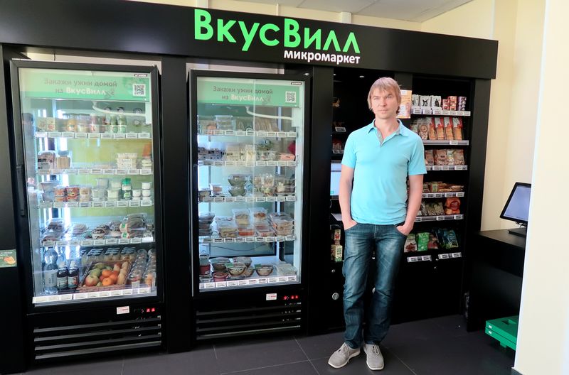 &copy; Reuters. Andrey Krivenko, founder of Russian supermarket chain VkusVill, poses for a picture in Moscow, Russia August 28, 2019. Picture taken August 28, 2019. REUTERS/Andrey Ostroukh