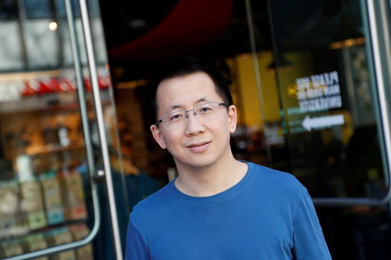 &copy; Reuters. FILE PHOTO: Zhang Yiming, founder and global CEO of ByteDance, poses in Palo Alto, California, U.S., March 4, 2020. Picture taken March 4, 2020.   REUTERS/Shannon Stapleton